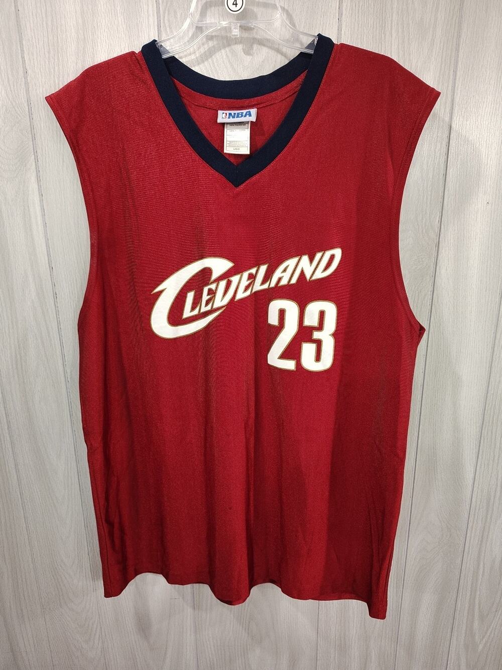 NBA Cleveland Cavaliers Number 23 LeBron James Jersey Size L Basketball